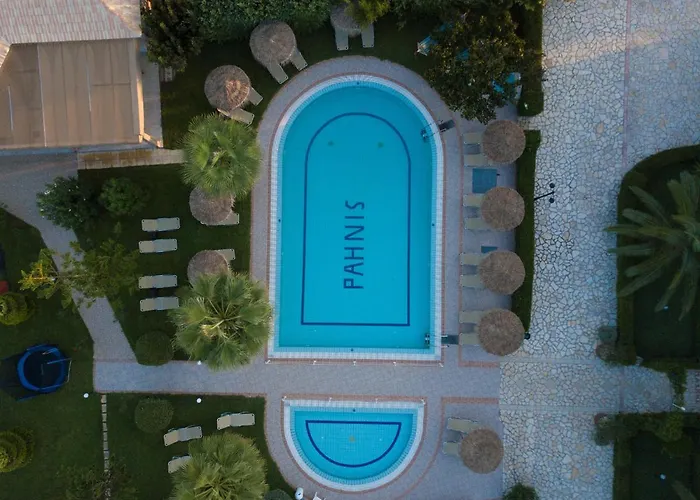 Pahnis Lejlighedshotel 3*