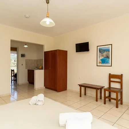 Apartmanhotel Pahnis Alikanász